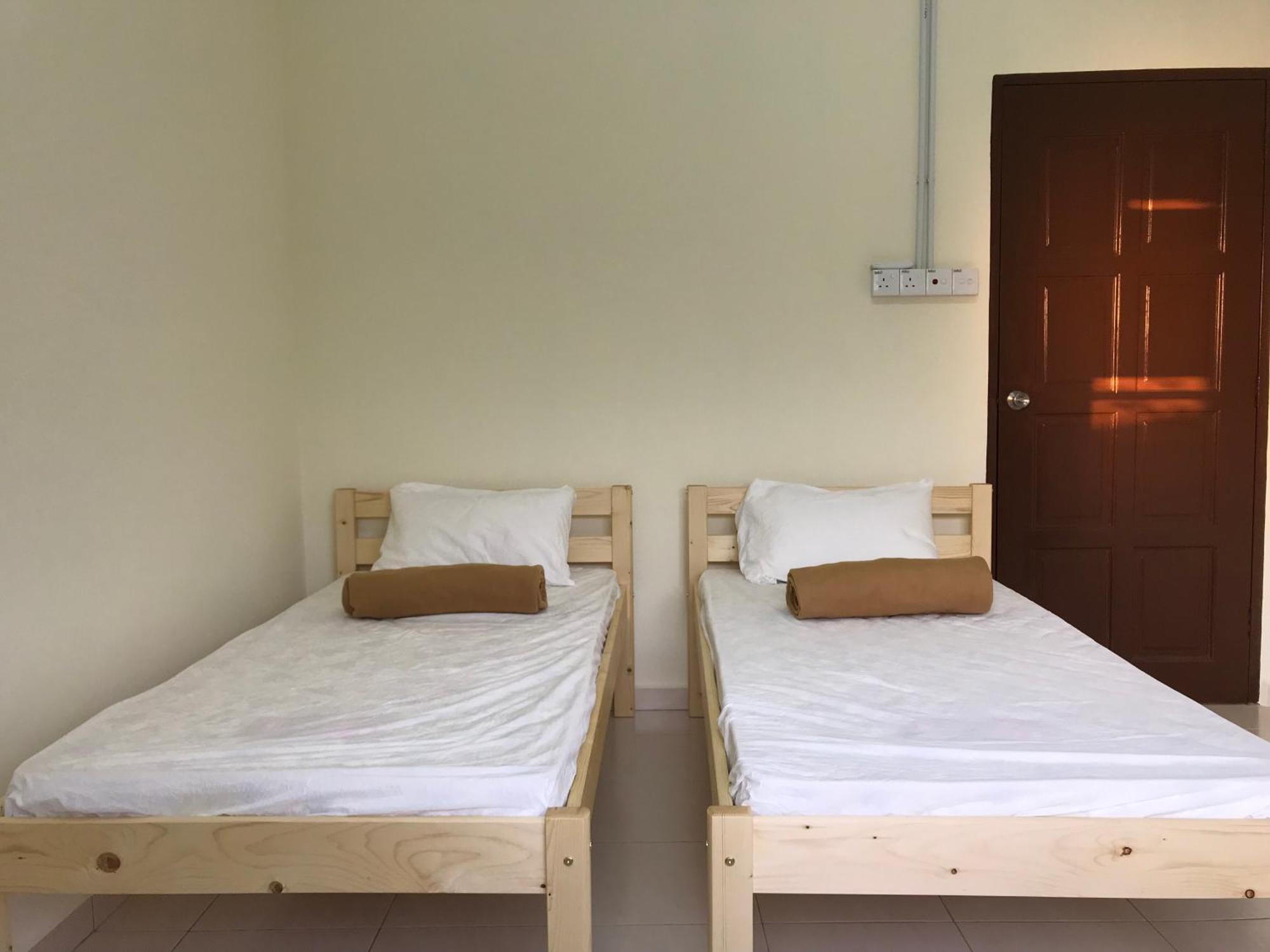 Singsport Holiday House Мерсинг Экстерьер фото